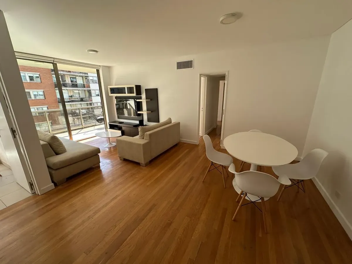 Apartamento de três ambientes mobiliado em Puerto Madero