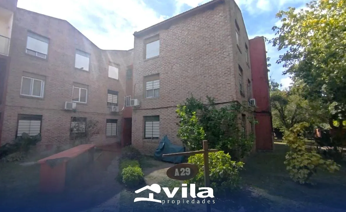 Three-bedroom ground-floor apartment in Ciudad Evita