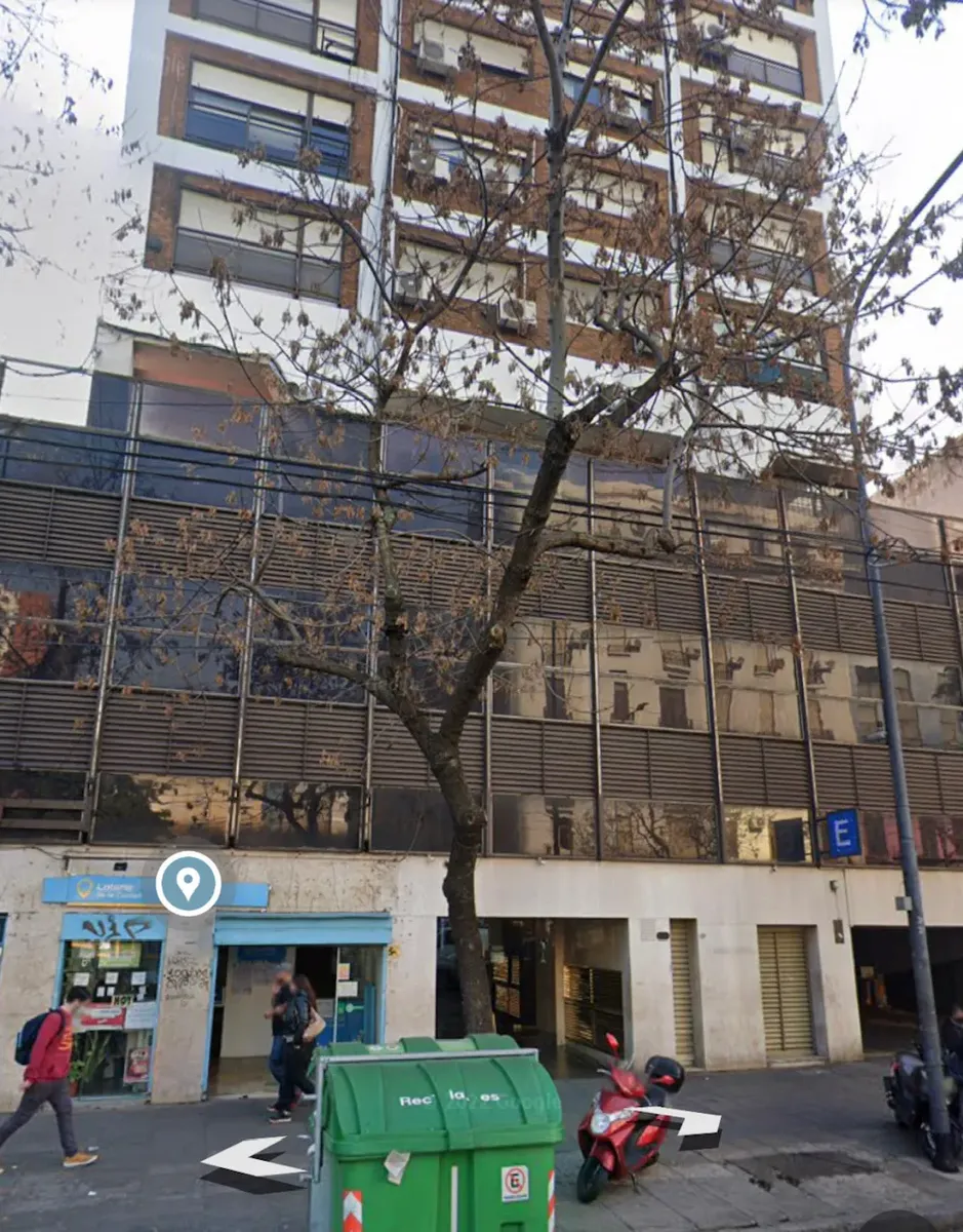 Departamento de 2 ambientes con balcón en Balvanera