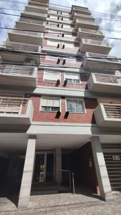 Apartamento de dois ambientes com 1 quarto para aluguel em Morón