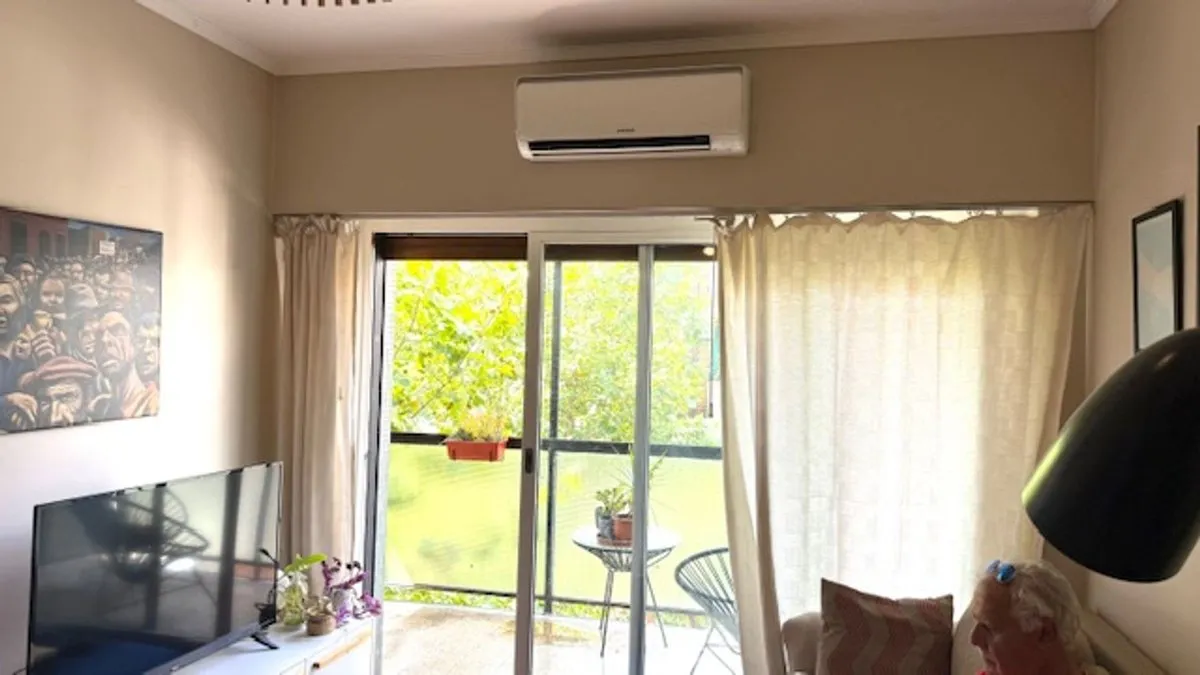 Apartamento de três ambientes em Villa Urquiza