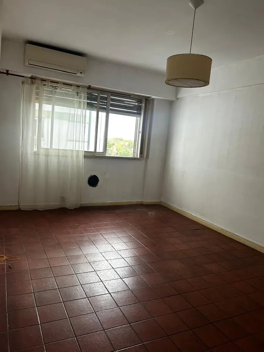 Two-bedroom apartment in Lomas de Zamora