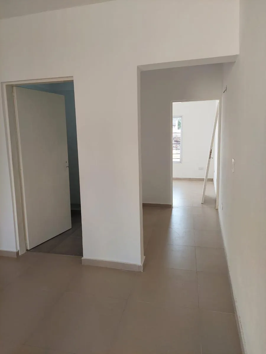 Departamento de 2 ambientes con balcón en Castelar Norte