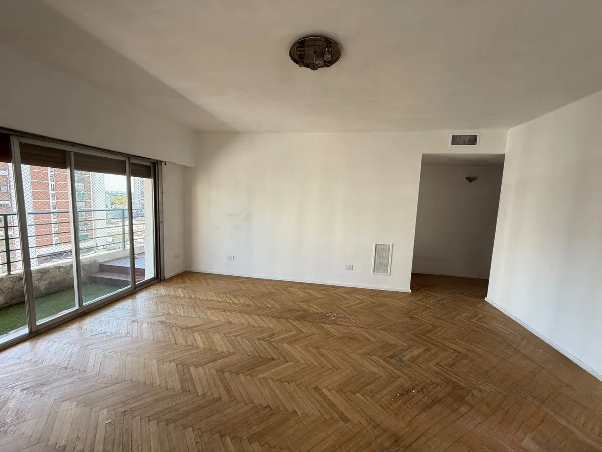 Квартира с 4 спальнями в Quilmes Centro с парковочным местом