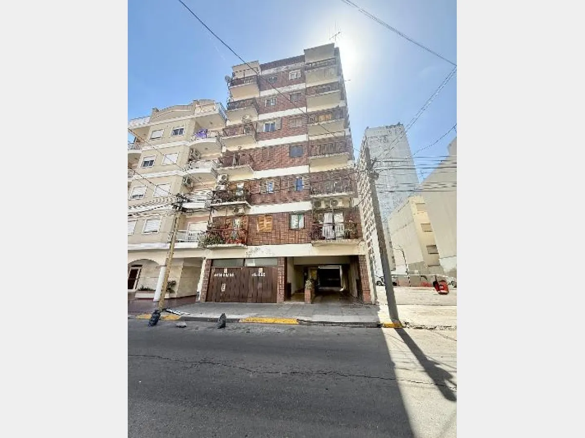 Two-bedroom apartment in Ramos Mejía