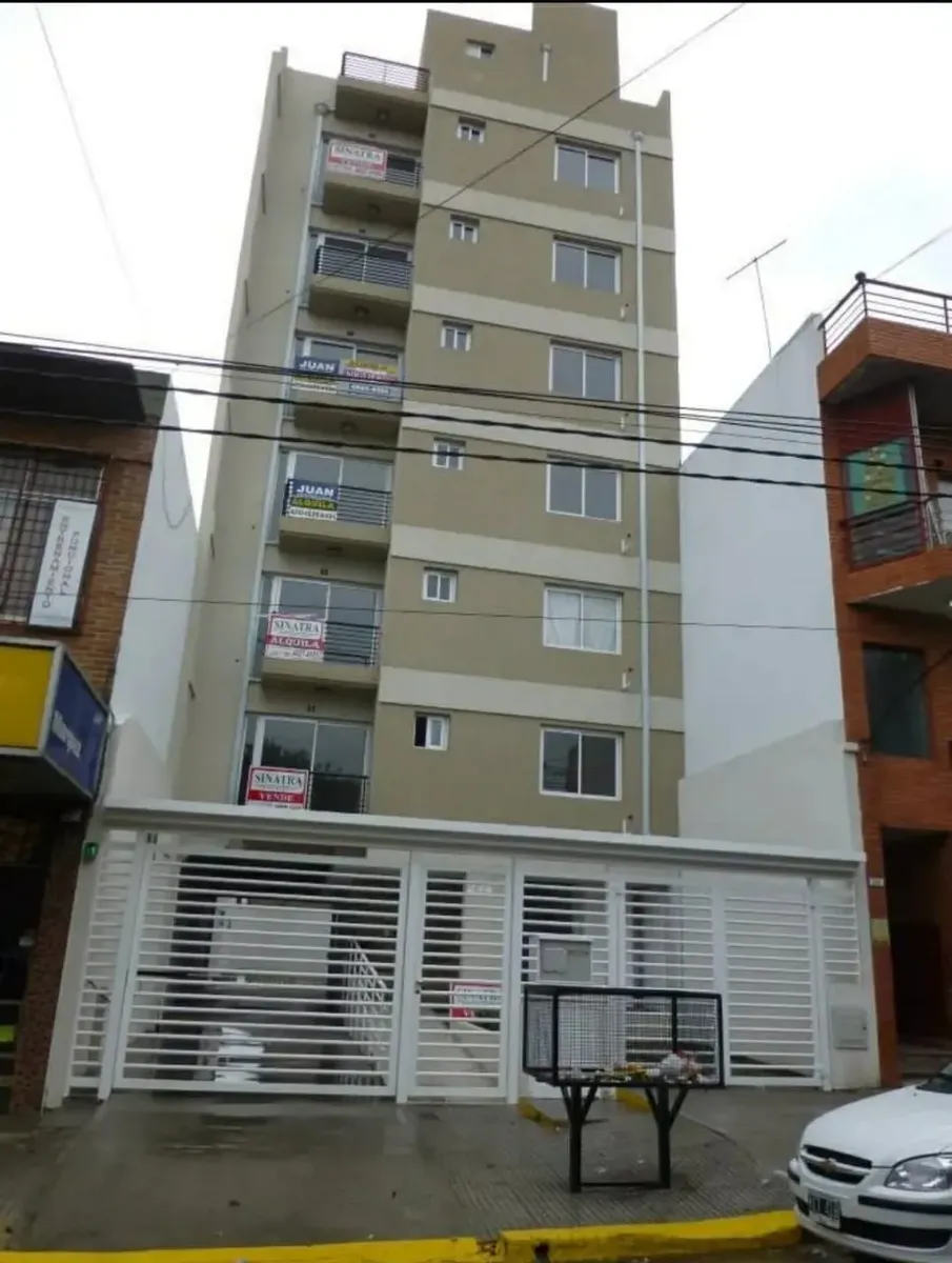 Квартира-студия в аренду в El Palomar, Morón