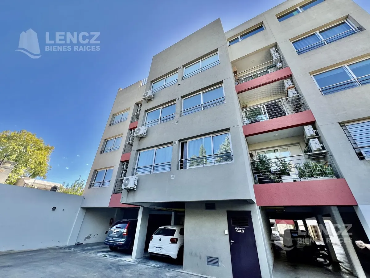 Studio apartment with parking in Quilmes (Bernal near UNQ)