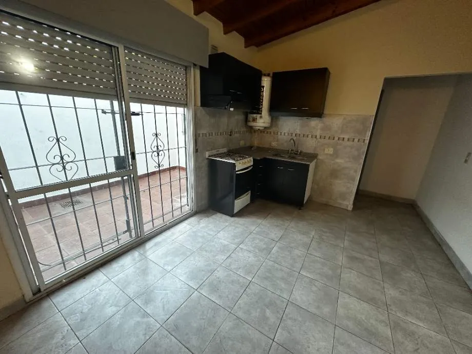 Departamento En Alquiler En Moreno Centro