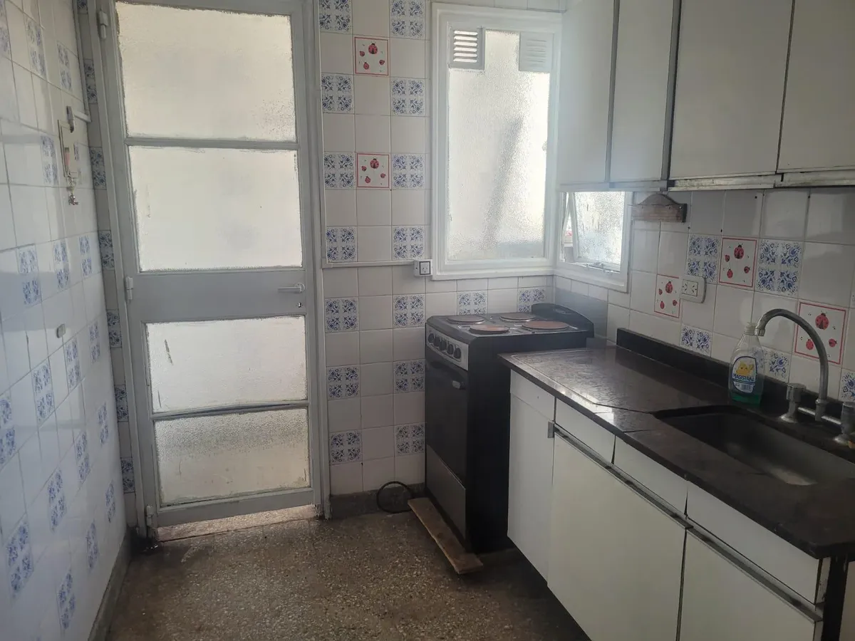Departamento de 2 ambientes en Flores