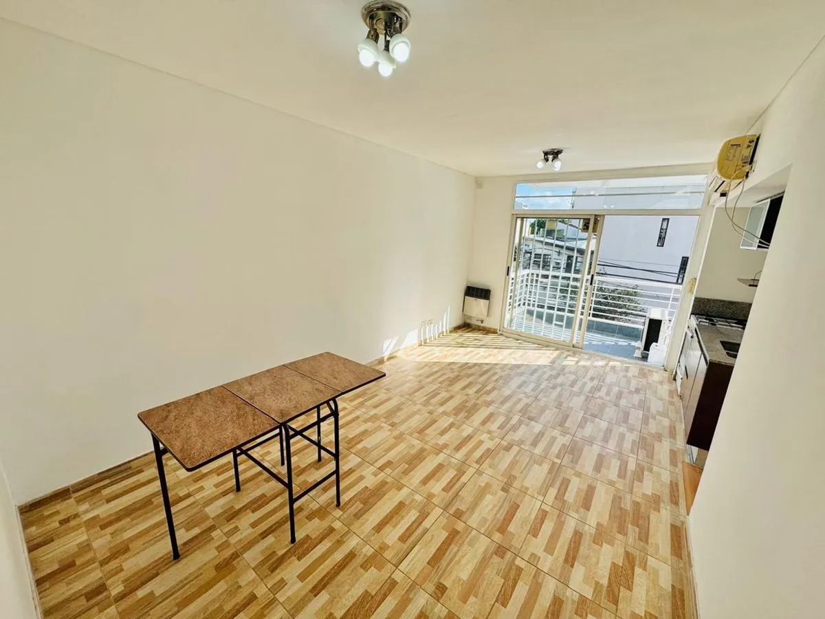 Two-room apartment in Villa del Parque