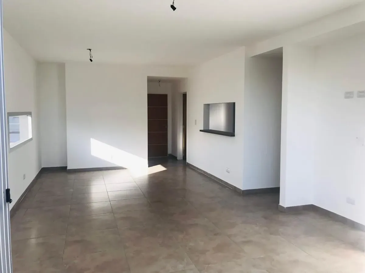 Departamento 3 Ambientes - En Condominio - Ituzaingo Norte