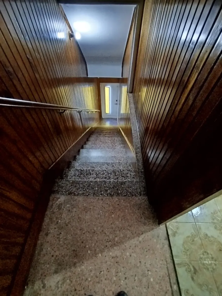 Departamento de 3 ambientes en planta alta en Gerli-Lanús