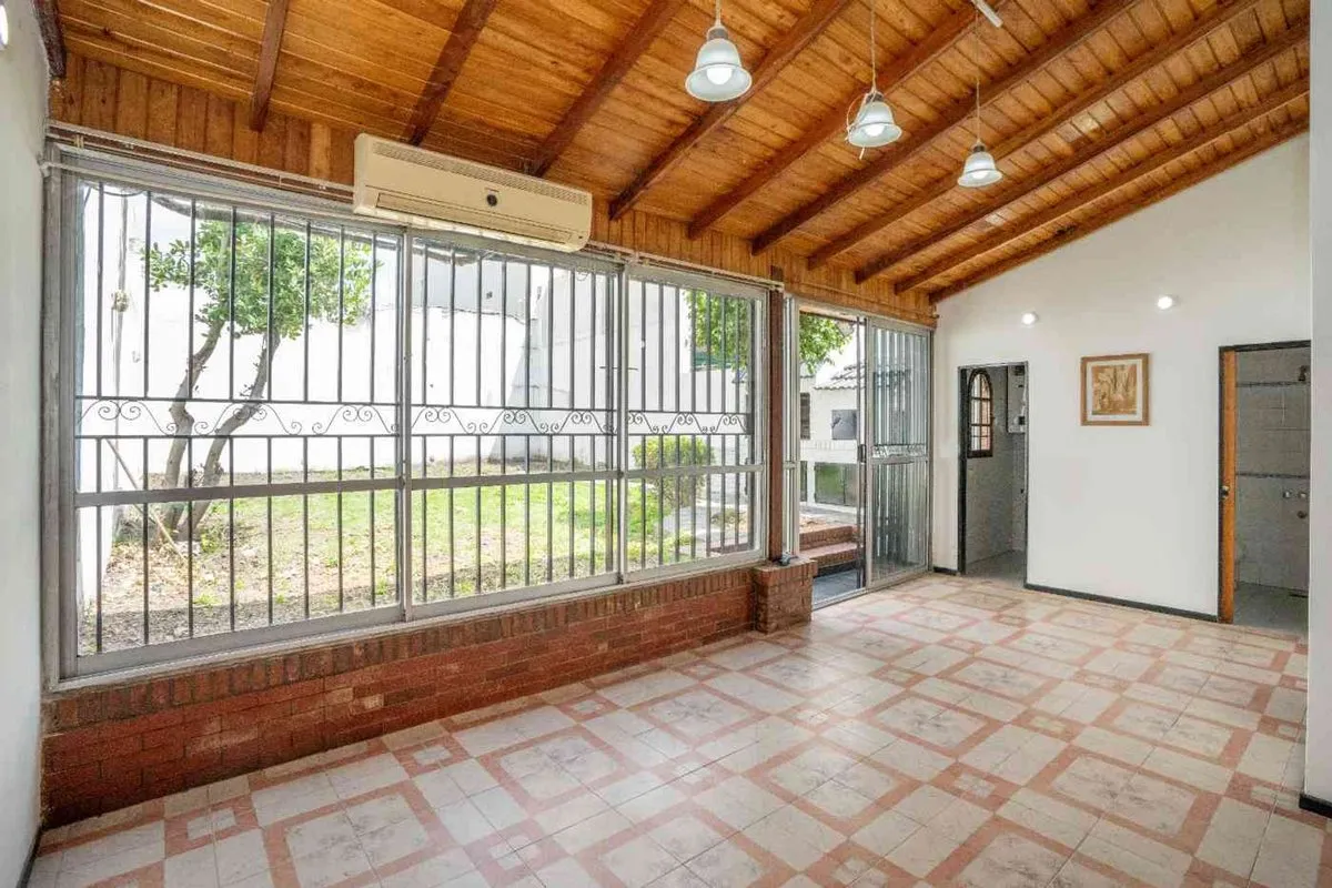 PH на первом этаже с 4 спальнями и зоной гриля в Villa del Parque