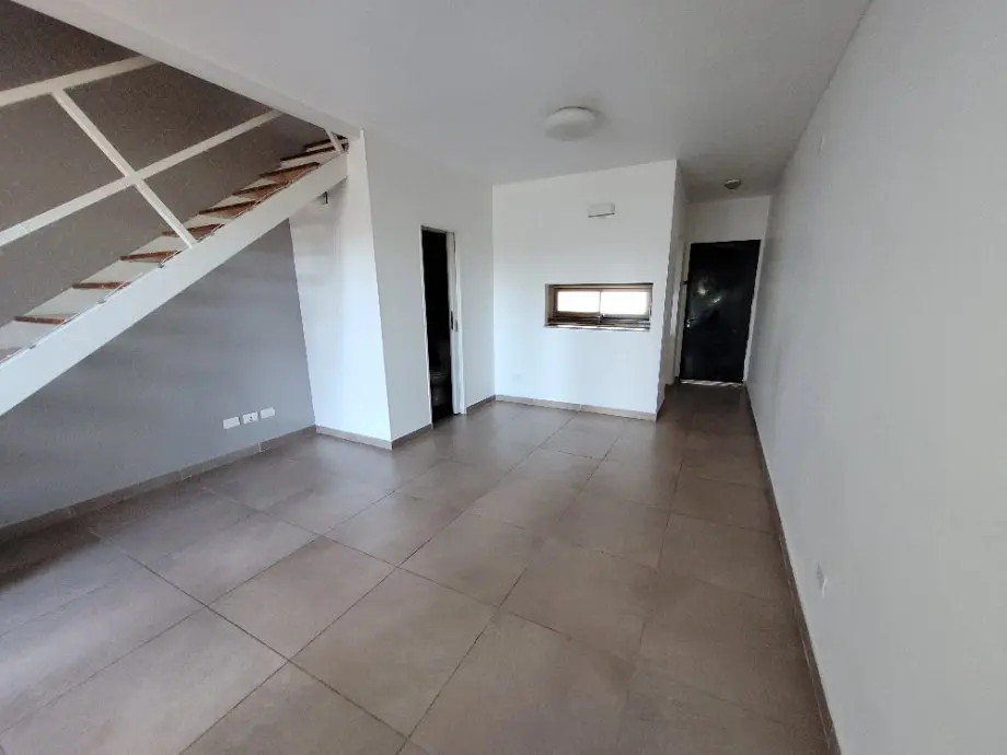 Two-bedroom duplex apartment in Quilmes Oeste
