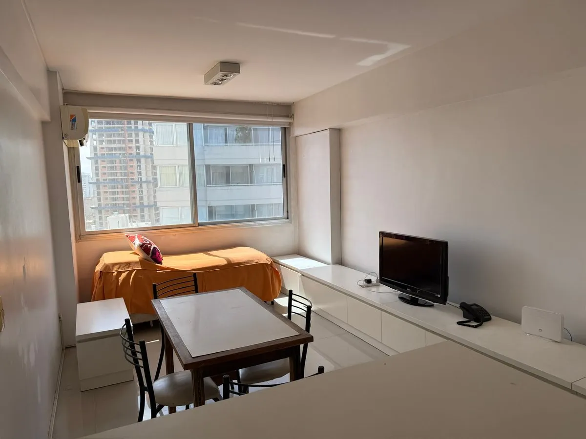 Monoambiente amoblado en Balvanera