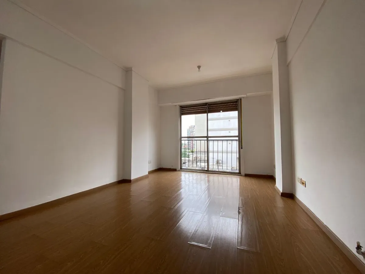 Apartamento de três ambientes com 2 dormitórios em Lanús Este