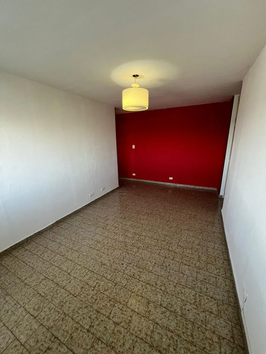 Departamento de 3 ambientes en Parque Patricios