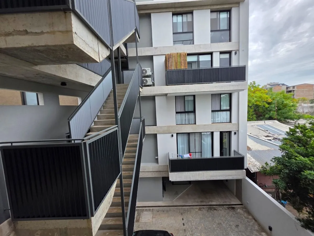 Квартира-студия в Tigre с балконом и (полу)парковкой