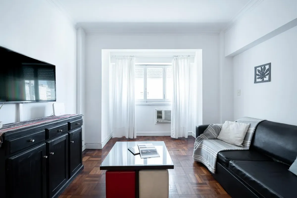 Apartamento mobiliado de 3 ambientes com 2 quartos em Recoleta