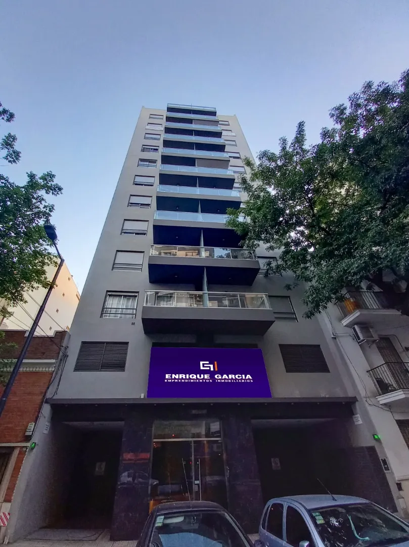Two-room half-floor apartment with balcony, patio and parking in Villa Urquiza