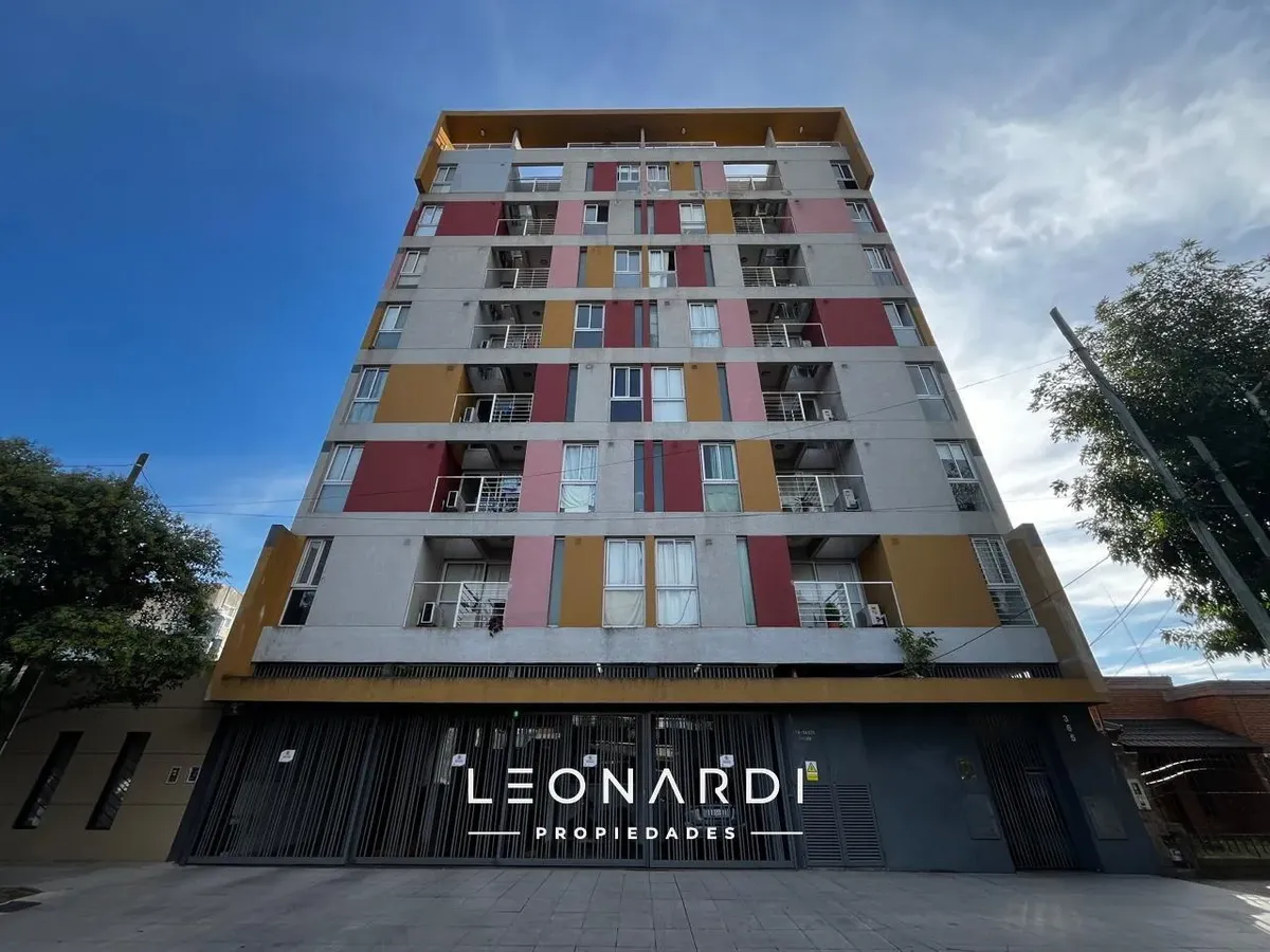 Departamento 2 Ambientes Céntrico En Escobar - Id 3797