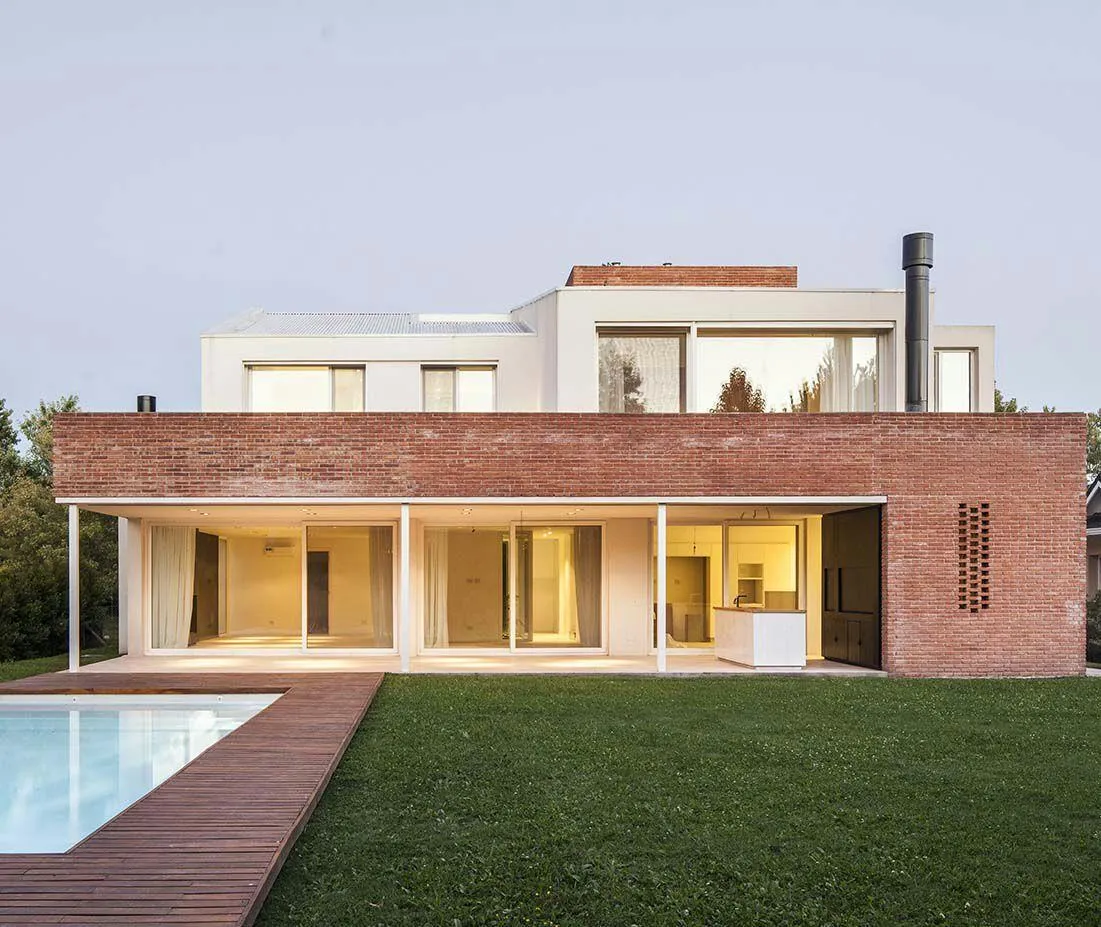 Four-bedroom house in Las Caletas, Nordelta, Tigre