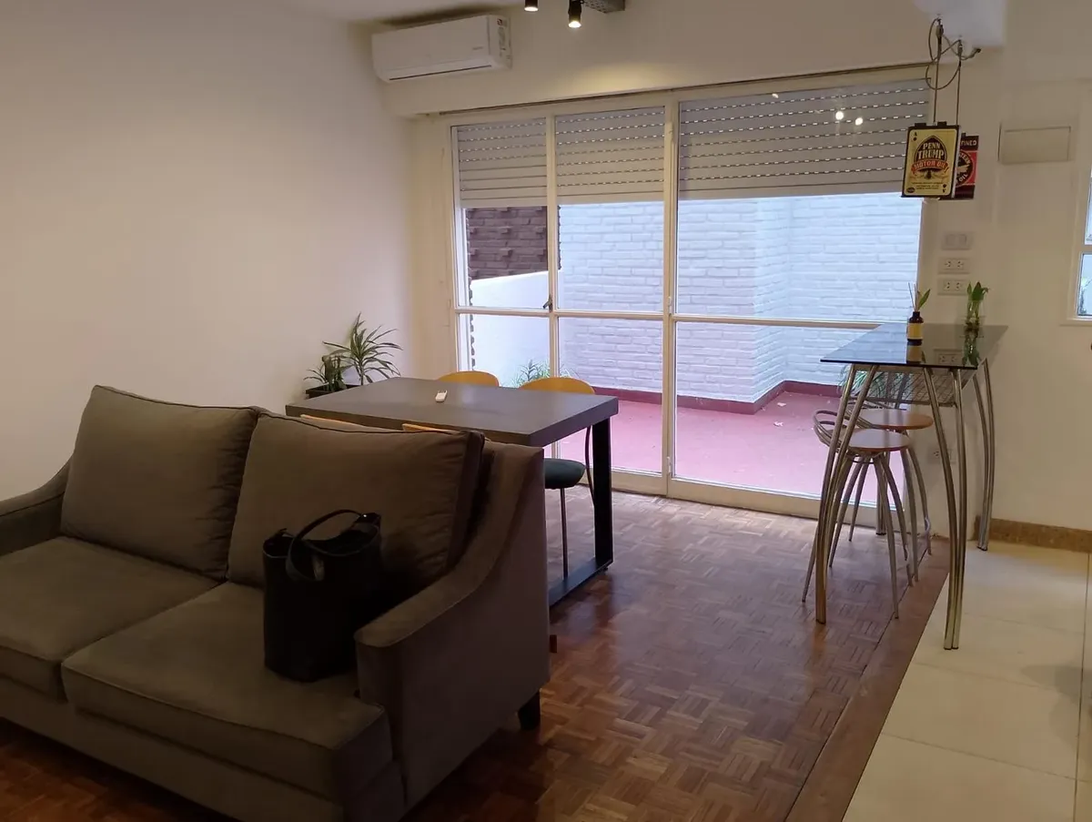 Apartment with patio in Acassuso