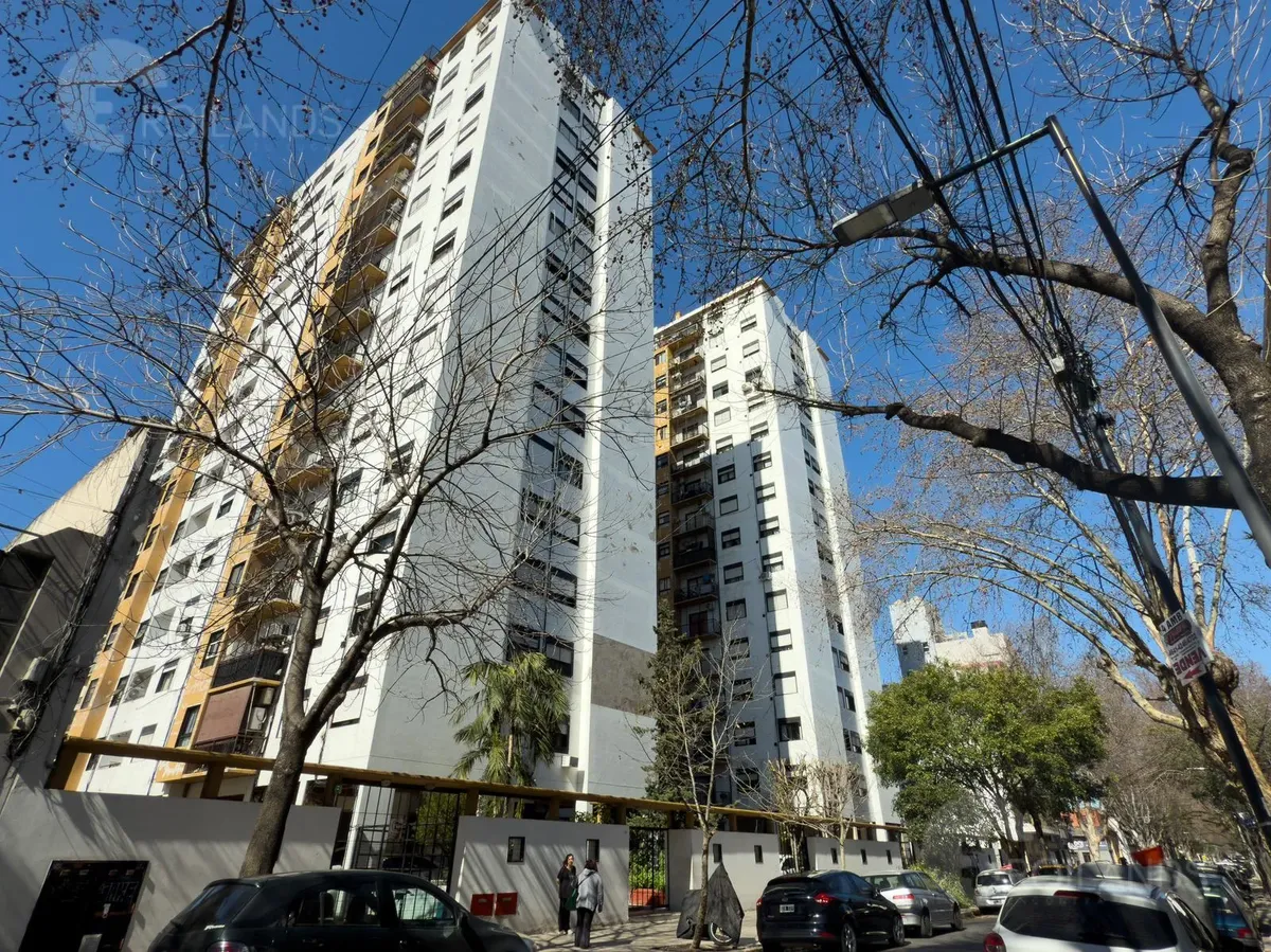 Departamento de 4 ambientes con cochera en Villa Luro