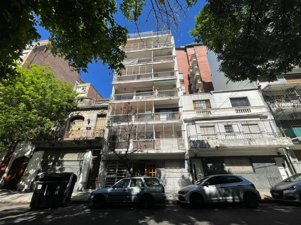 Two-room apartment with private terrace in Caballito