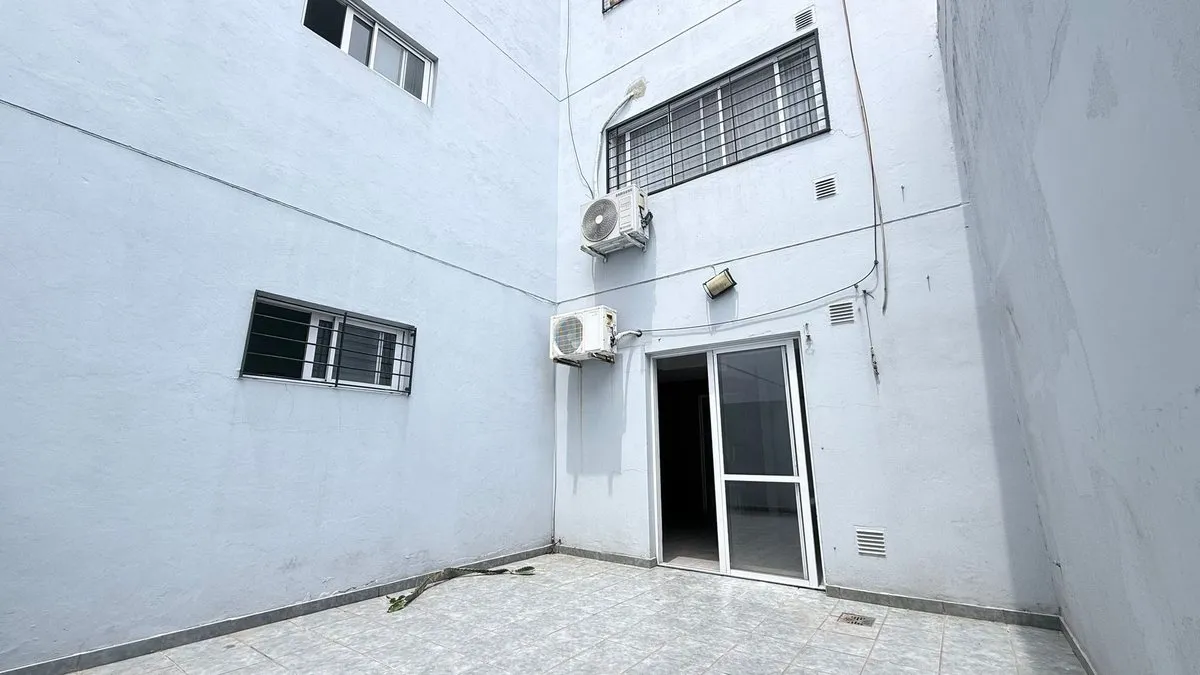 Квартира с 1 спальней и двумя патио в Villa Devoto