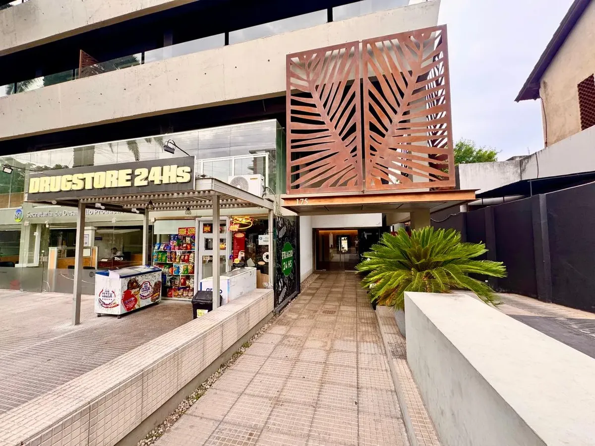 Kitnet mobiliado com varanda em Ituzaingó Norte