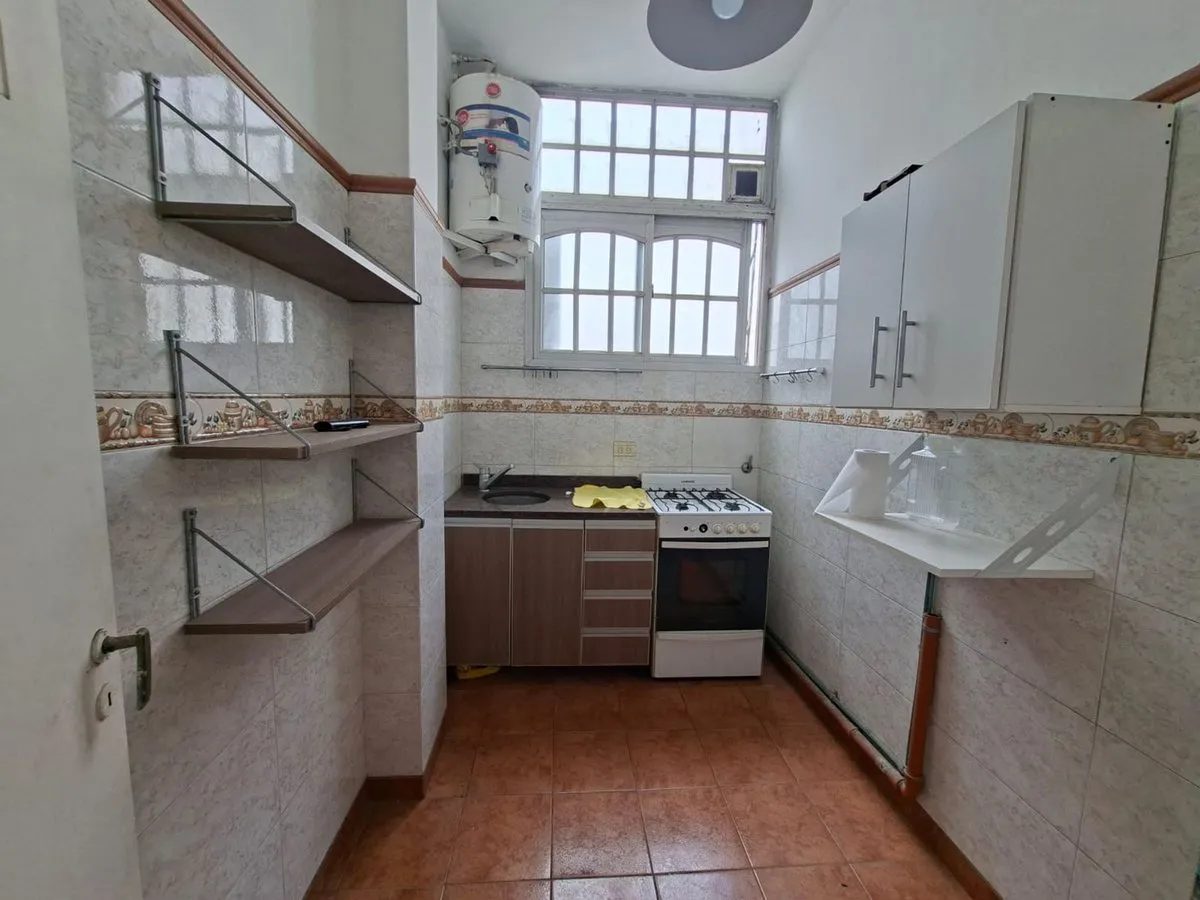 Departamento de 2 ambientes en Flores