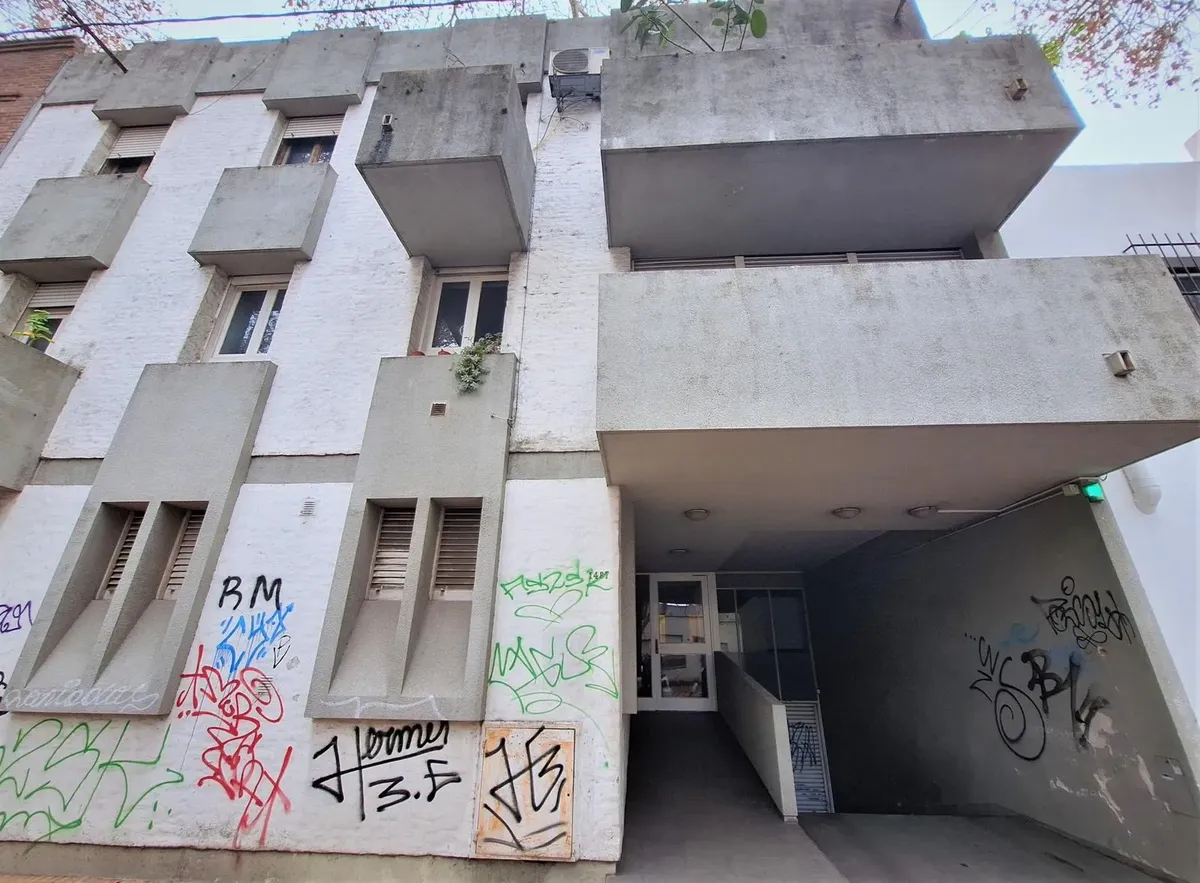 Apartamento de 2 dormitórios para alugar em La Plata