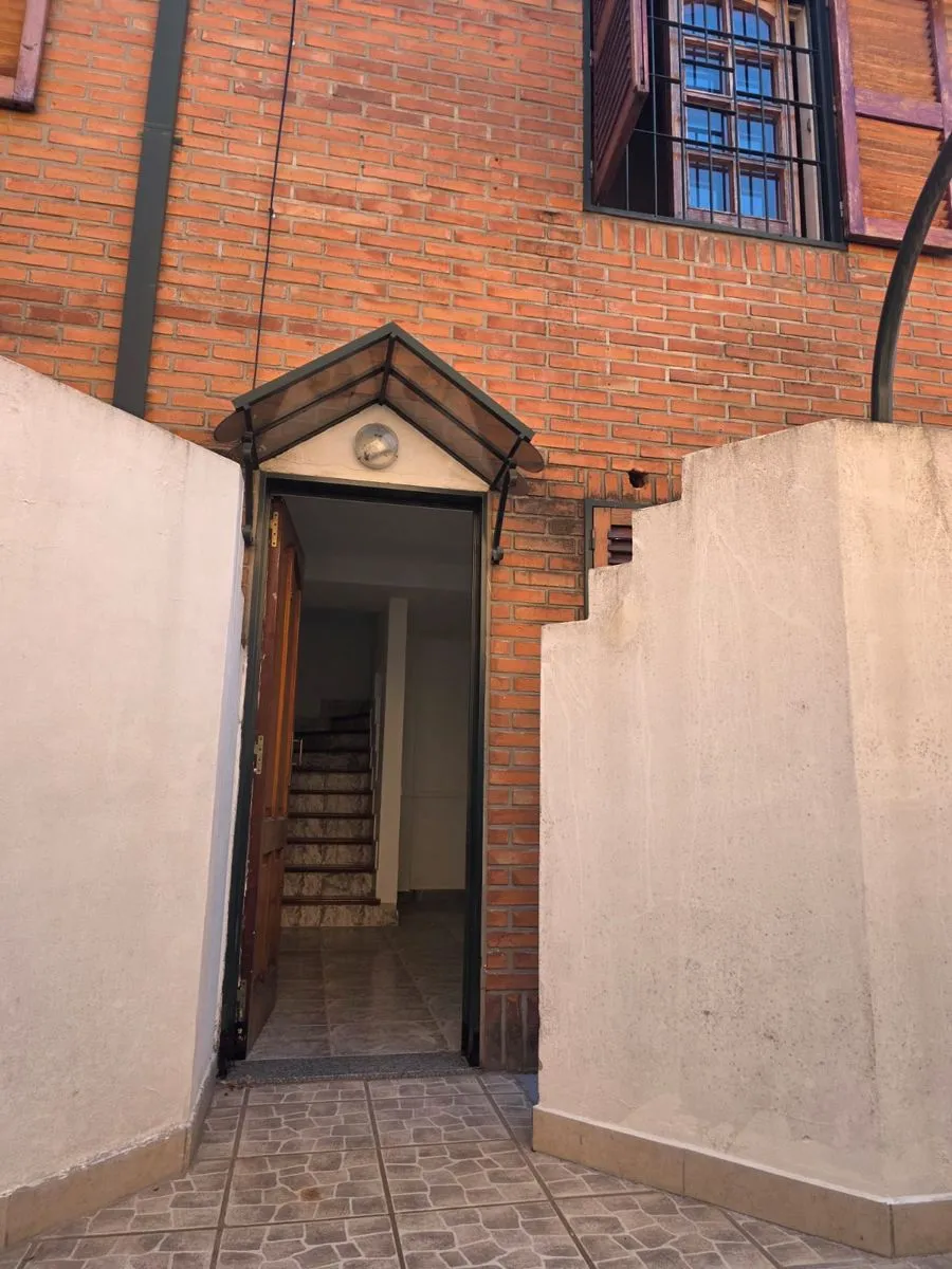 Two-bedroom duplex in La Matanza