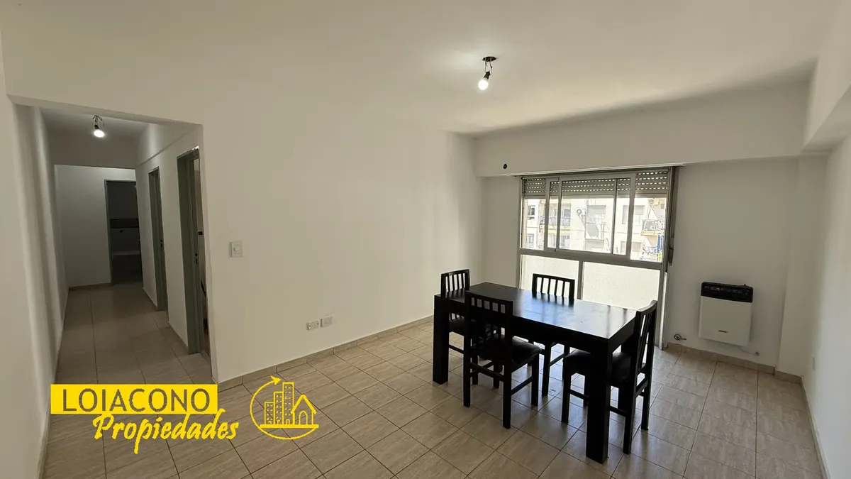 Departamento de 3 ambientes con balcón en Villa Lugano