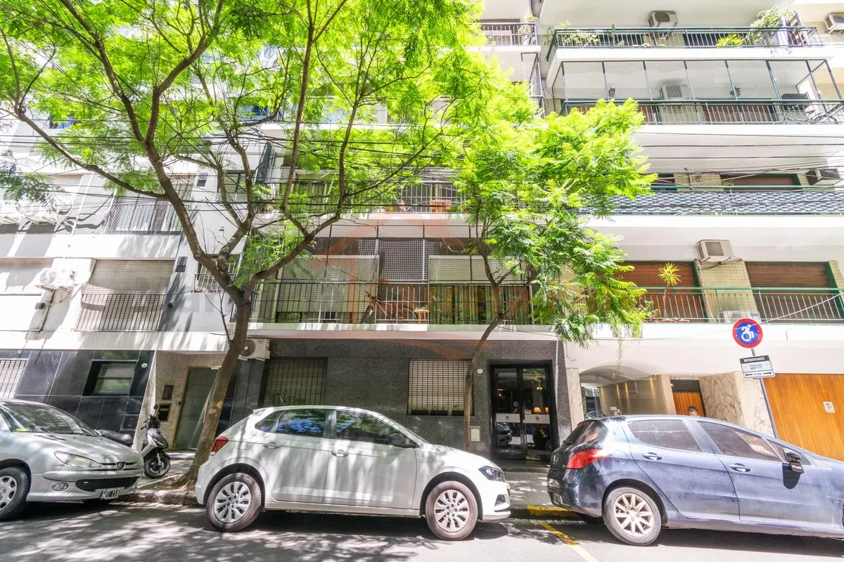 Меблированная квартира 4 комнаты в Recoleta