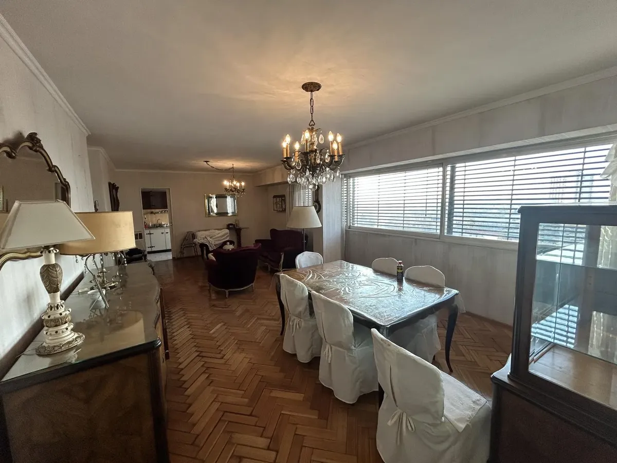 Apartamento de 2 dormitórios e escritório em Lanús