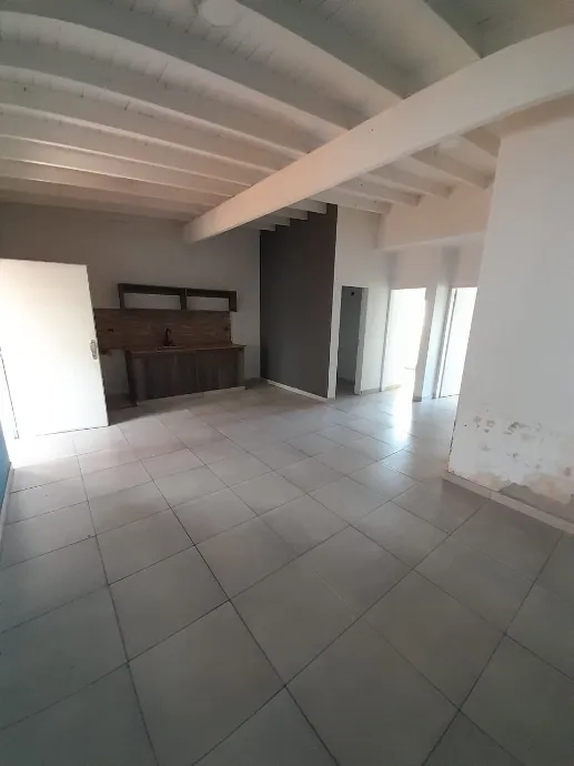 Двухспальная квартира с тремя комнатами в Quilmes Oeste