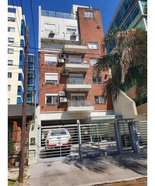 Departamento de 2 ambientes con cochera en Vicente López