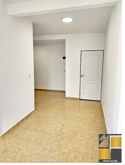 Apartamento de 1 dormitório em Lanús Oeste
