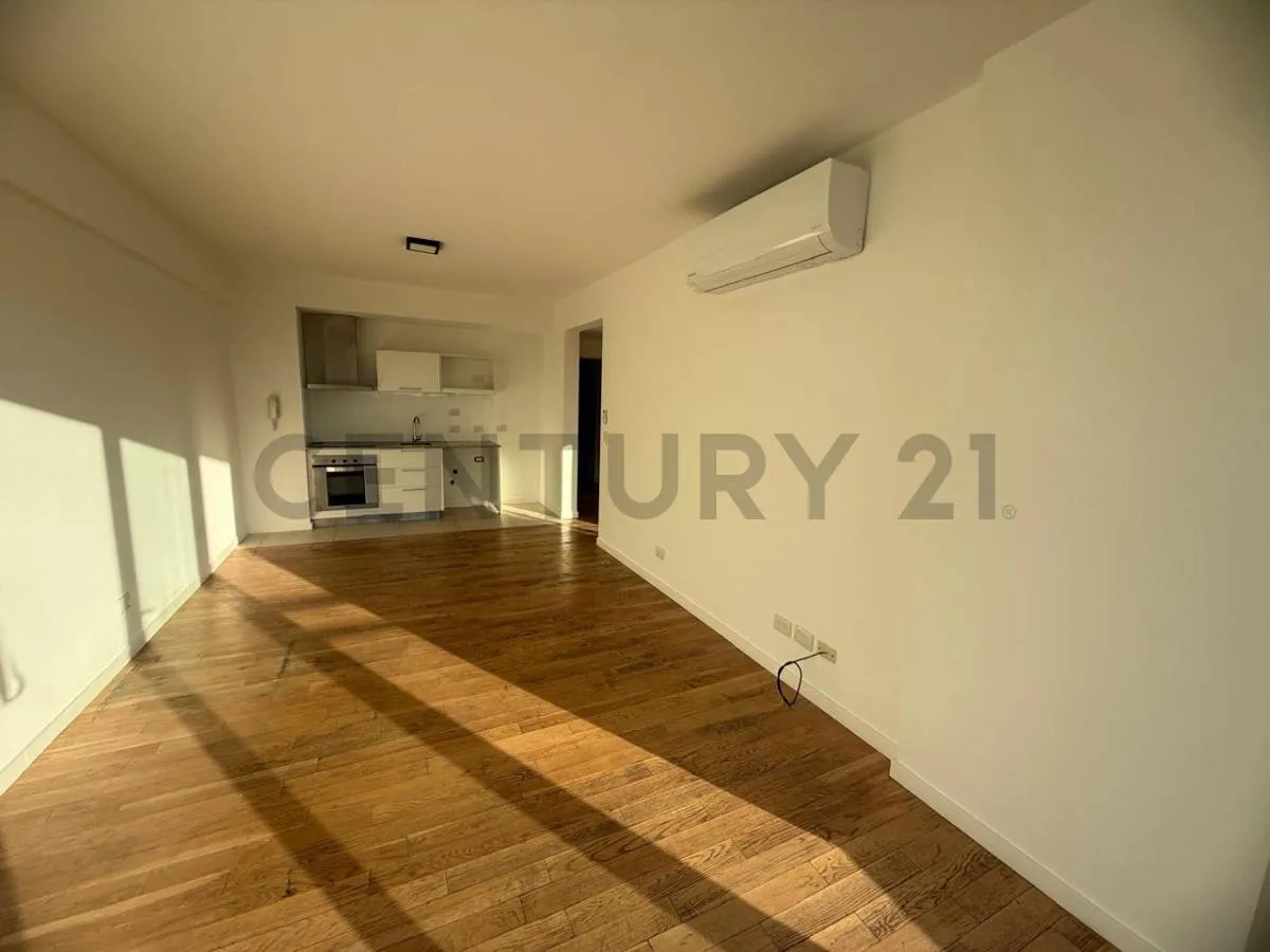 Two-room apartment with parking in Tigre