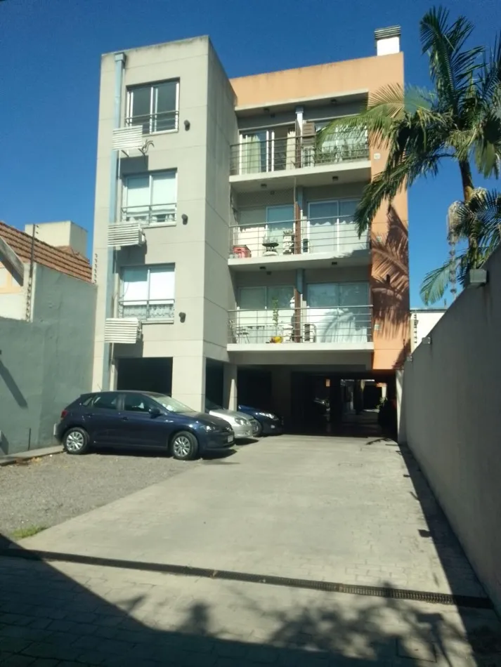 Kitnet para alugar em Morón