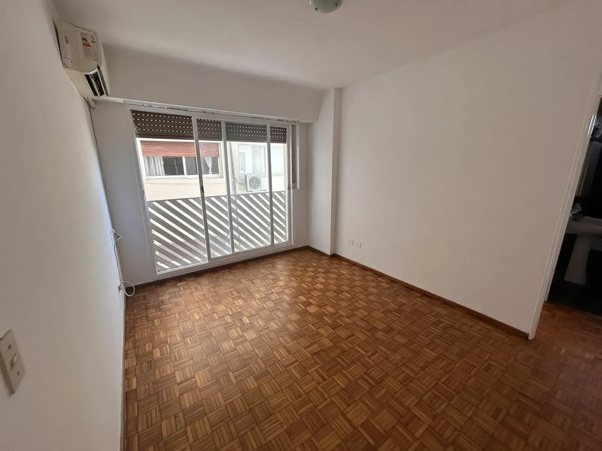 Departamento de 2 ambientes con 1 dormitorio en Recoleta