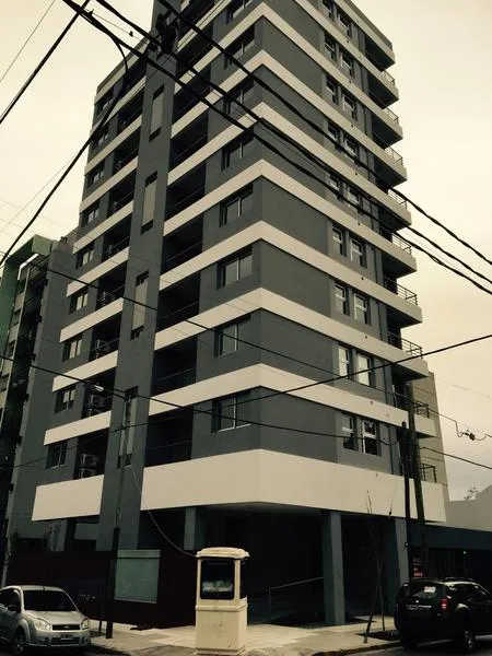 Two-room apartment in Temperley Oeste
