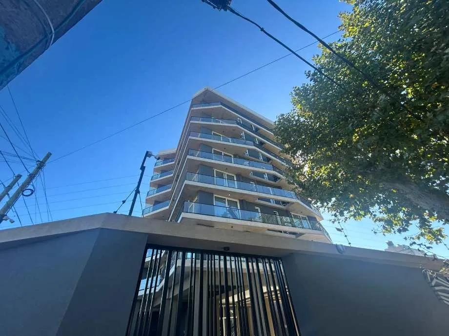 Brand new one-bedroom apartment in Quilmes Este