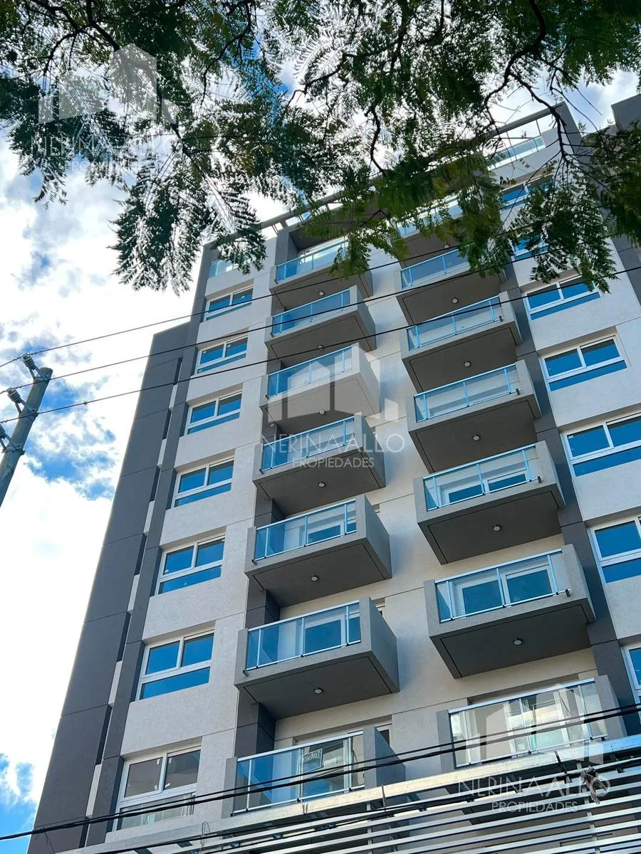 Apartamento de 2 ambientes novo em Ituzaingó Norte