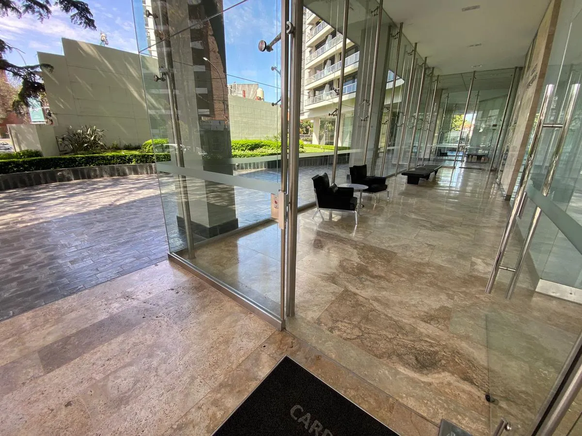 Четырёхкомнатная квартира с видом на реку в La Lucila