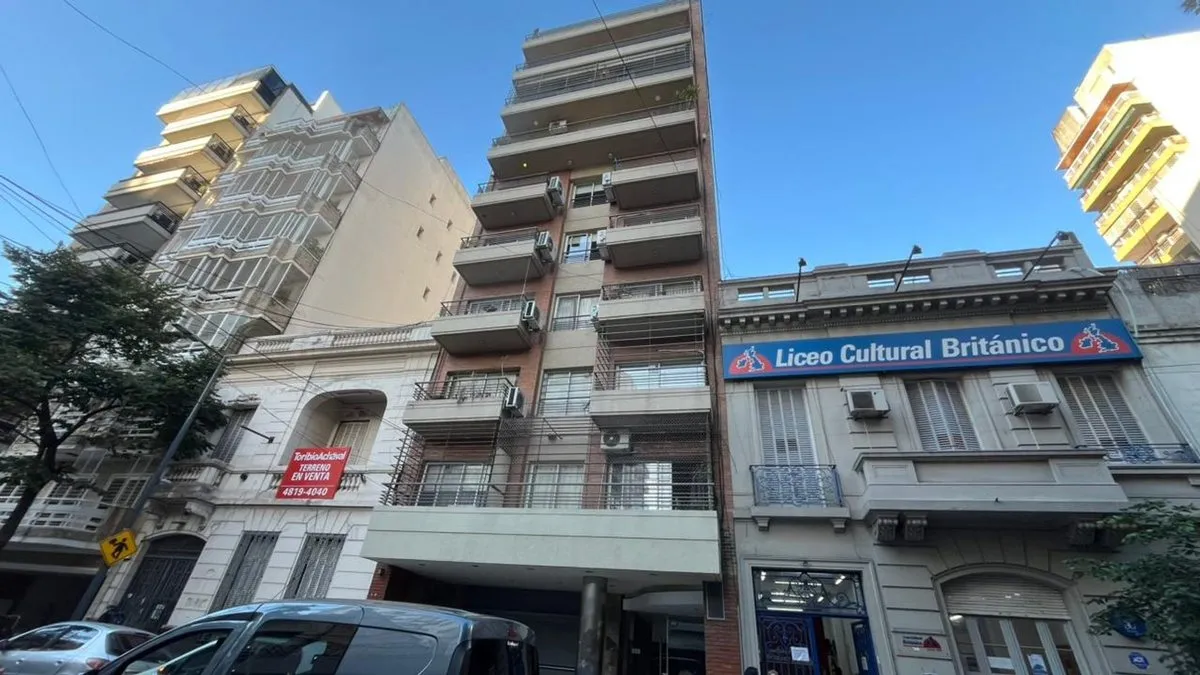 Квартира-студия с патио в Flores