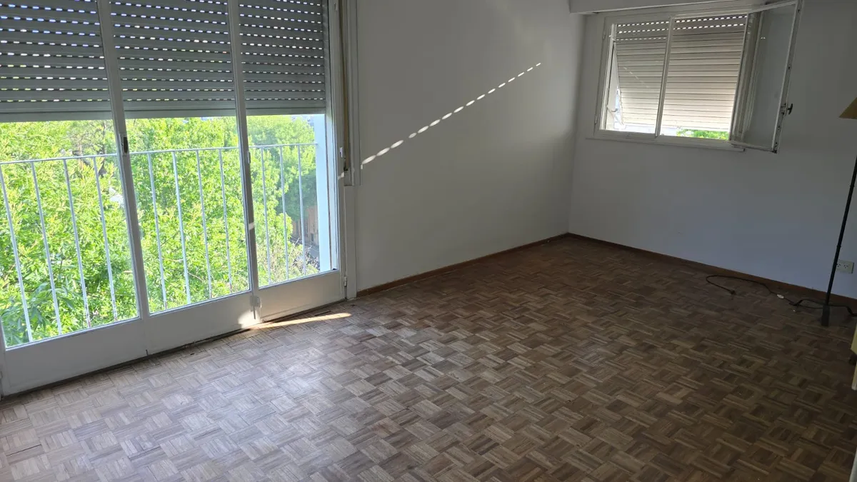 Departamento de 4 ambientes con cochera en Belgrano