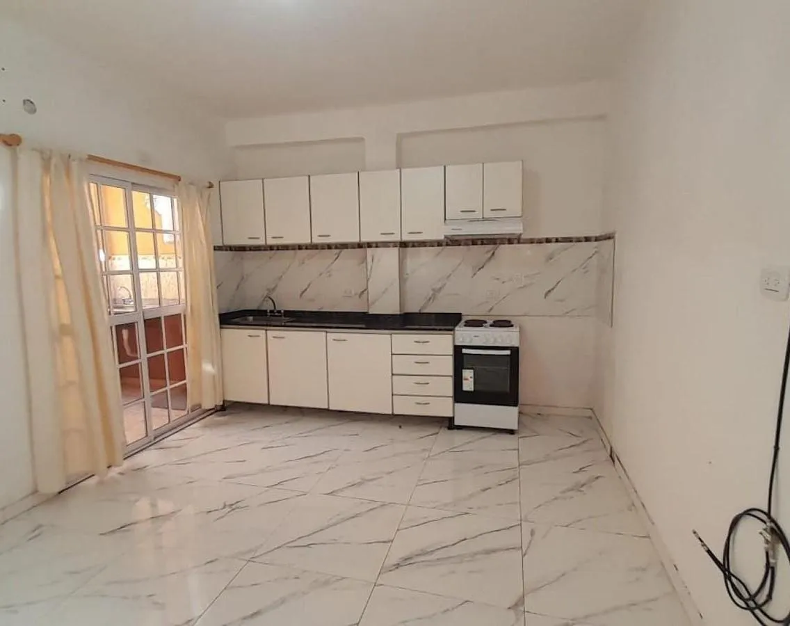Three-room apartment with patio in Lomas del Mirador